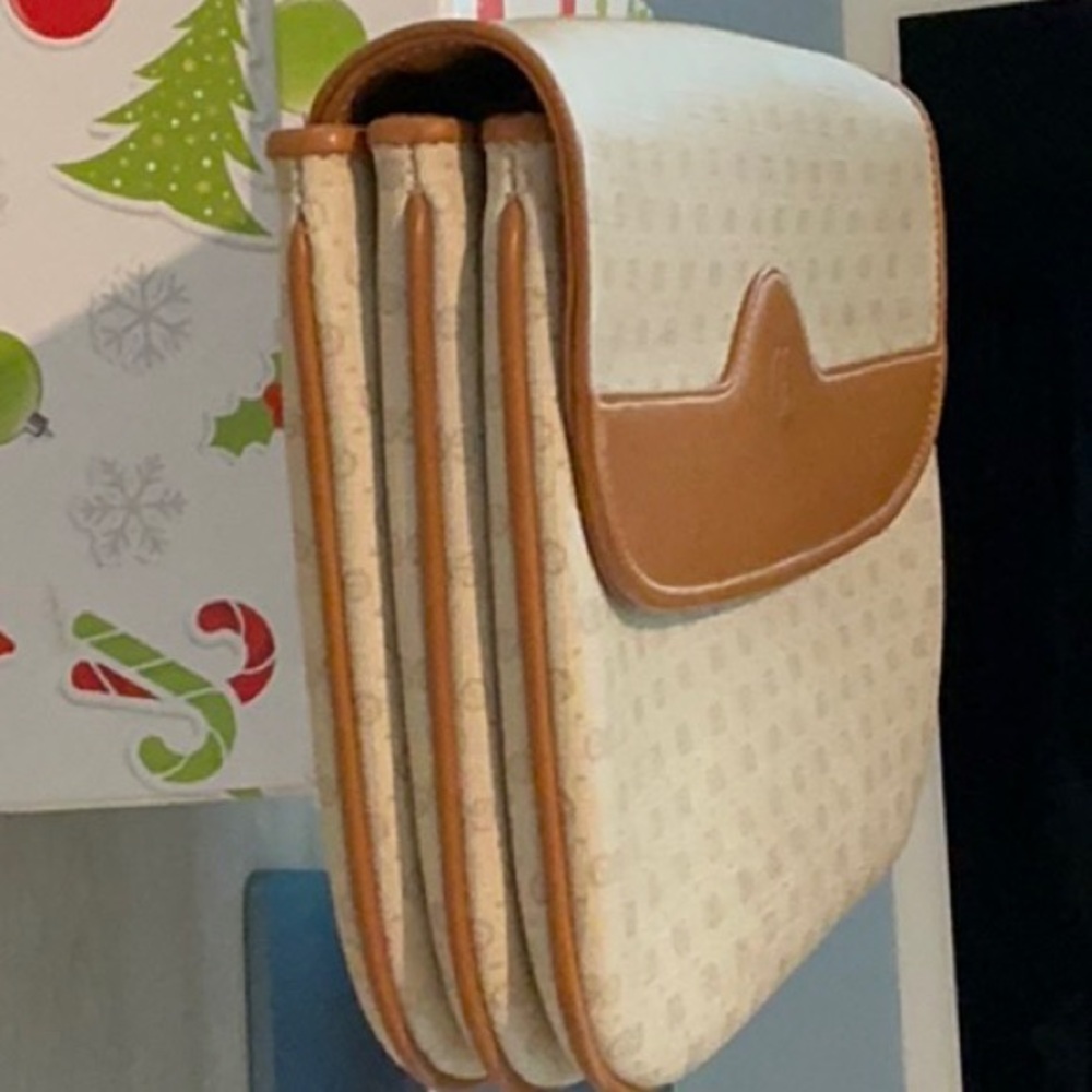 EUC!! AUTHENTIC VINTAGE GUCCI clutch/crossbody/shoulder bag - no strap. - Picture 16 of 16